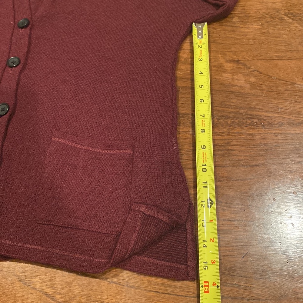 11:12  American Eagle Cardigan - Picture 11 of 14